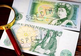 UK £1 Banknote Chief Cashier D H F Somerset