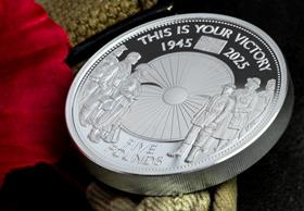 The 2025 VE Day Poppy Piedfort Silver £5 Coin
